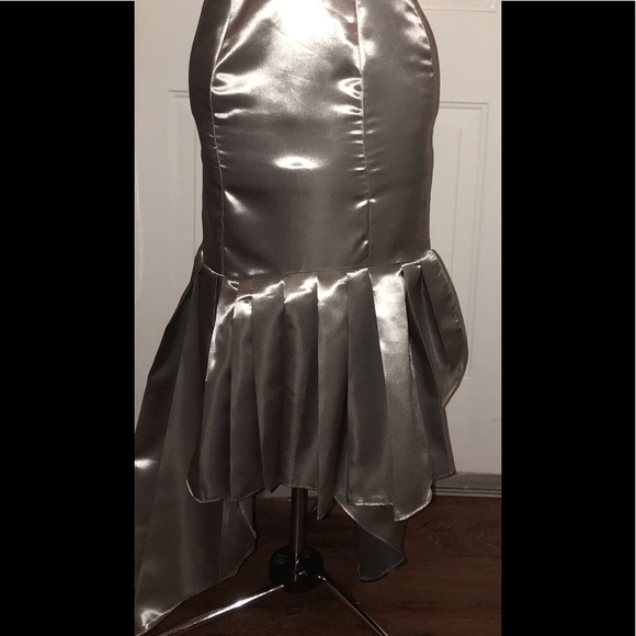 Formal Dress - Picture 4 of 4